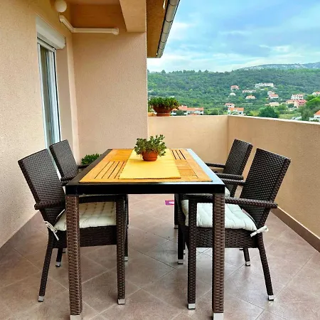 Apartmán Dujam Rab Town