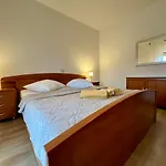Dujam Appartamento Rab Town